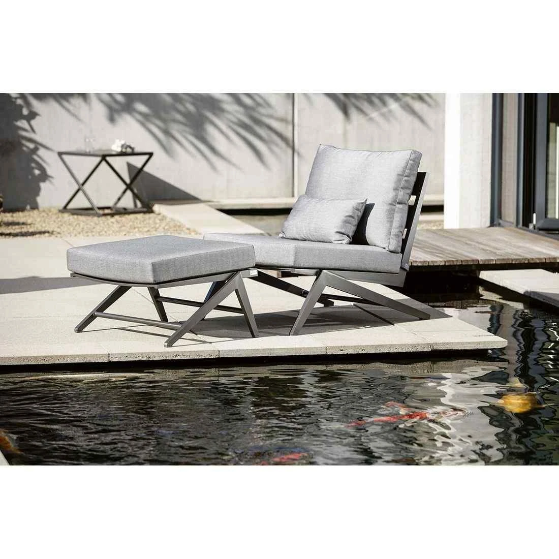 Stern Jackie Loungesessel Aluminium Inklusive Kissen Anthrazit/Seidengrau 5 Stern Jackie Loungesessel Aluminium Inklusive Kissen Anthrazit/Seidengrau – Bild 3