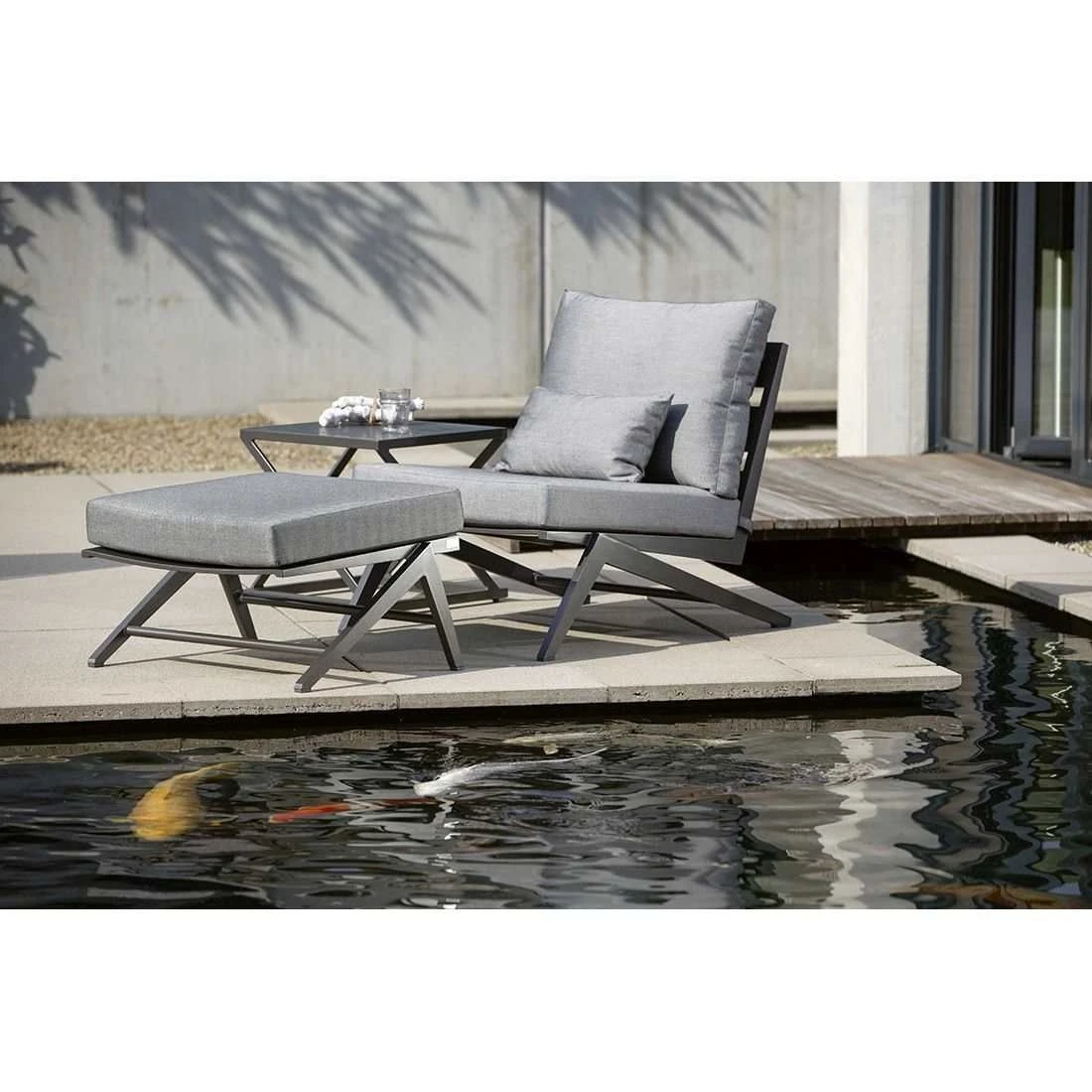 Stern Jackie Loungesessel Aluminium Inklusive Kissen Anthrazit/Seidengrau 7 Stern Jackie Loungesessel Aluminium Inklusive Kissen Anthrazit/Seidengrau – Bild 5