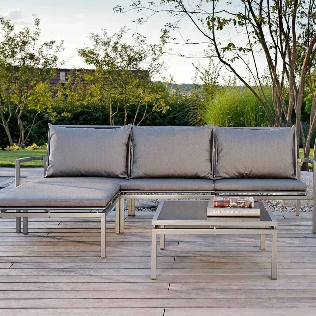 Stern Skelby Loungehocker Aluminium/Textilene Graphit/Silbergrau 4 Stern Skelby Loungehocker Aluminium/Textilene Graphit/Silbergrau – Bild 2