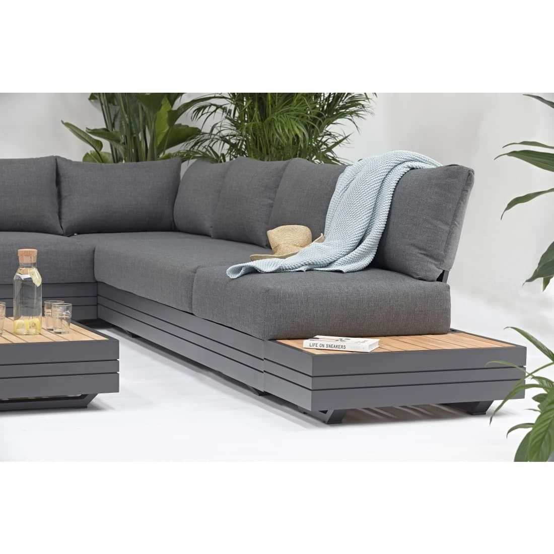 Zebra Cubo Ecklounge Aluminium/Olefin Graphit/Dunkelgrau 4 Zebra Cubo Ecklounge Aluminium/Olefin Graphit/Dunkelgrau – Bild 2