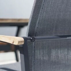 Zebra Felix Stapelsessel Aluminium/Batyline® Teak-Armlehnen Mitternachtsgrau -GartenMöbelPro Verkäufe 1290765 4