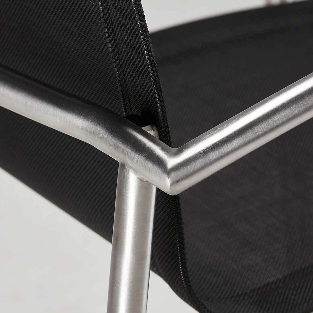 Best Karthum Stapelsessel Edelstahl/Ergotex Silber/Schwarz 5 Best Karthum Stapelsessel Edelstahl/Ergotex Silber/Schwarz – Bild 3