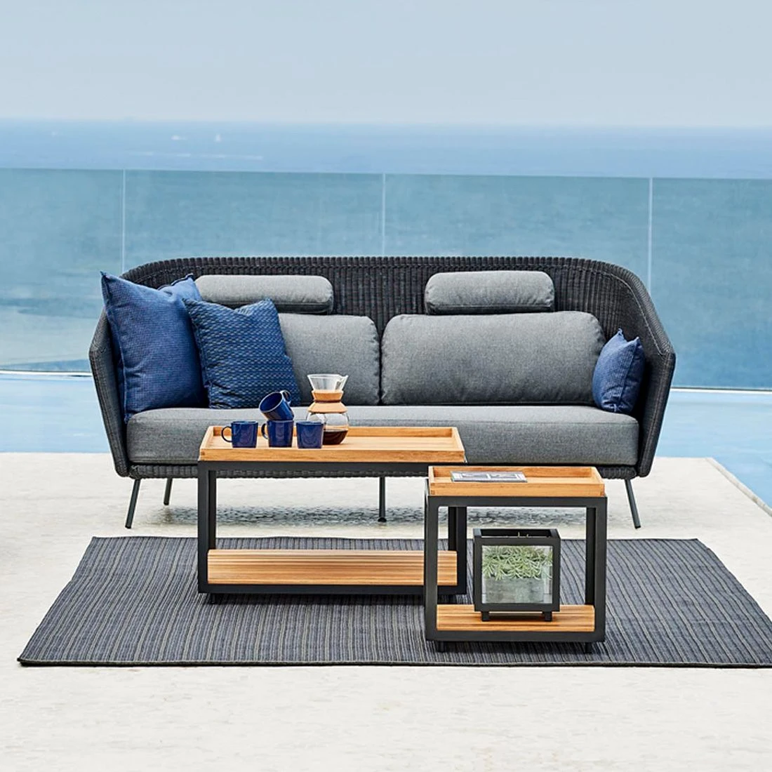 Cane-Line Level Beistelltisch 48x48cm Aluminium/Teak Lava Grey/Natur 4 Cane-Line Level Beistelltisch 48x48cm Aluminium/Teak Lava Grey/Natur – Bild 2