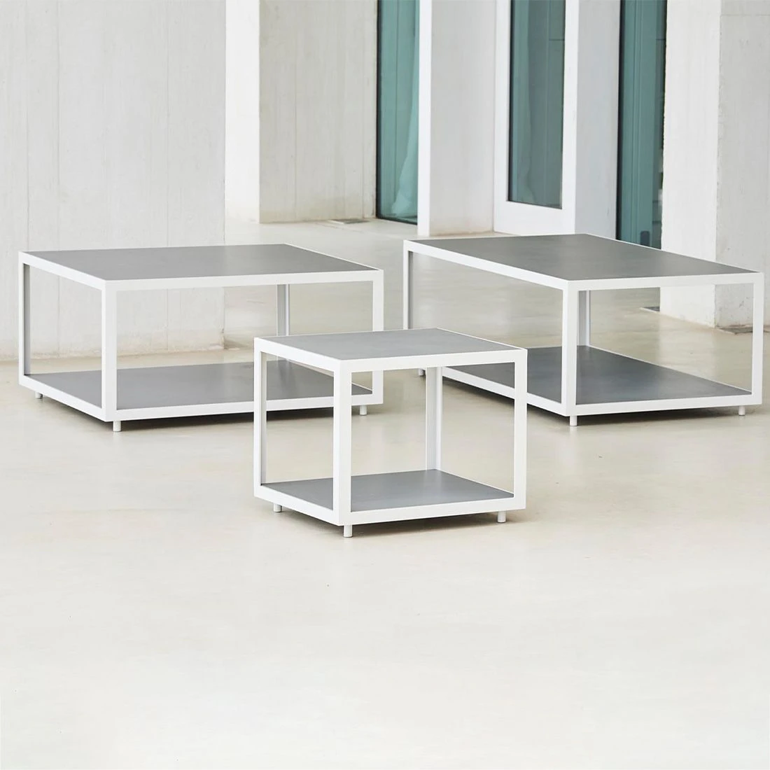 Cane-Line Level Loungetisch 120x60cm Aluminium/Keramik Weiß/Light Grey 5 Cane-Line Level Loungetisch 120x60cm Aluminium/Keramik Weiß/Light Grey – Bild 3