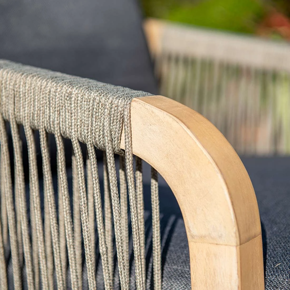 Garden Impressions Santos Loungeset 4-tlg. Akazie/Polster Akazie White Wash/Anthrazit 9 Garden Impressions Santos Loungeset 4-tlg. Akazie/Polster Akazie White Wash/Anthrazit – Bild 7