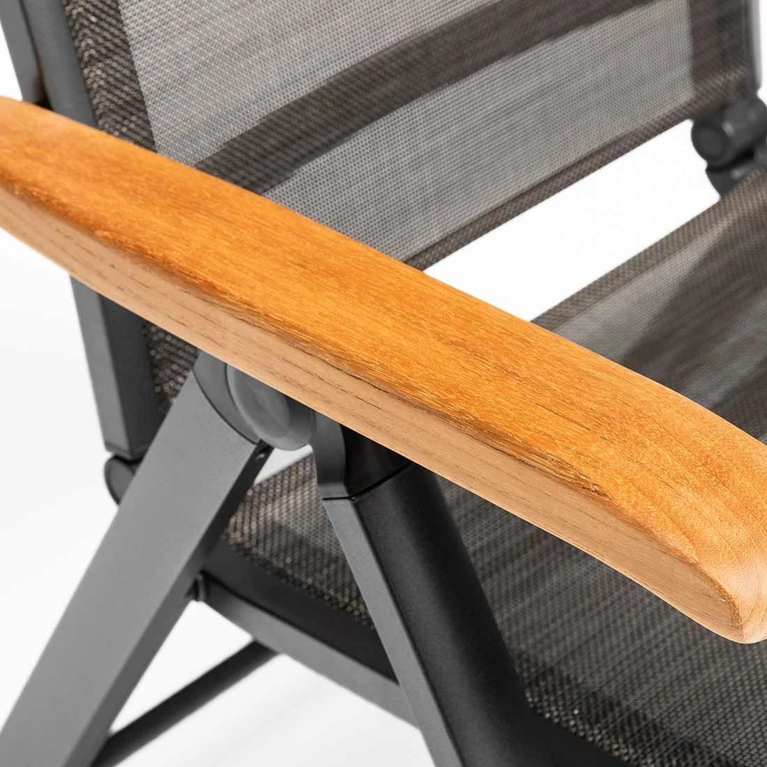 Kettler Memphis Klappsessel Aluminium/Textilene Mit Teak-Armlehnen Anthrazit/Bronze 14 Kettler Memphis Klappsessel Aluminium/Textilene Mit Teak-Armlehnen Anthrazit/Bronze – Bild 12