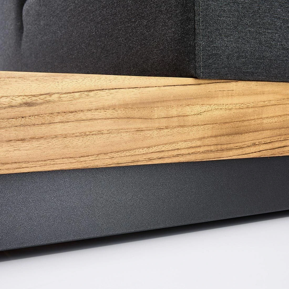 Kettler Royal Platform Loungebank Aluminium/Teak/Sunbrella Anthrazit/Sooty 11 Kettler Royal Platform Loungebank Aluminium/Teak/Sunbrella Anthrazit/Sooty – Bild 9