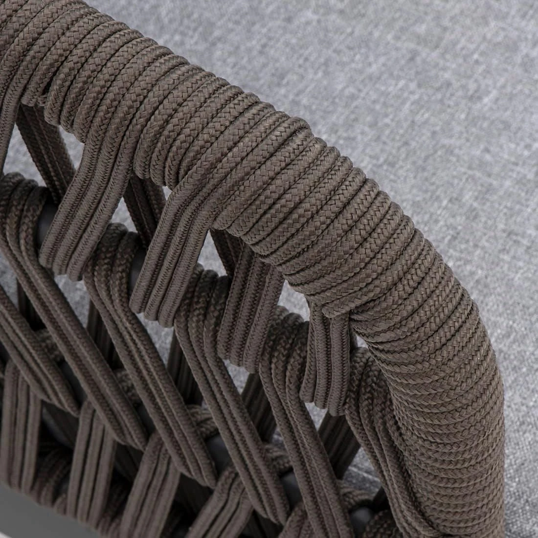 OUTLIV. Advokat Loungeset 3-tlg. Aluminium/Rope Anthrazit/Taupe 9 OUTLIV. Advokat Loungeset 3-tlg. Aluminium/Rope Anthrazit/Taupe – Bild 7