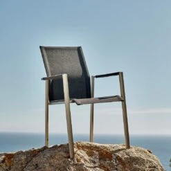 Solpuri Dance Stapelsessel Edelstahl/Textilene Silber/Coal -GartenMöbelPro Verkäufe solpuri dance stapelsessel edelstahl textilene 1475015 17