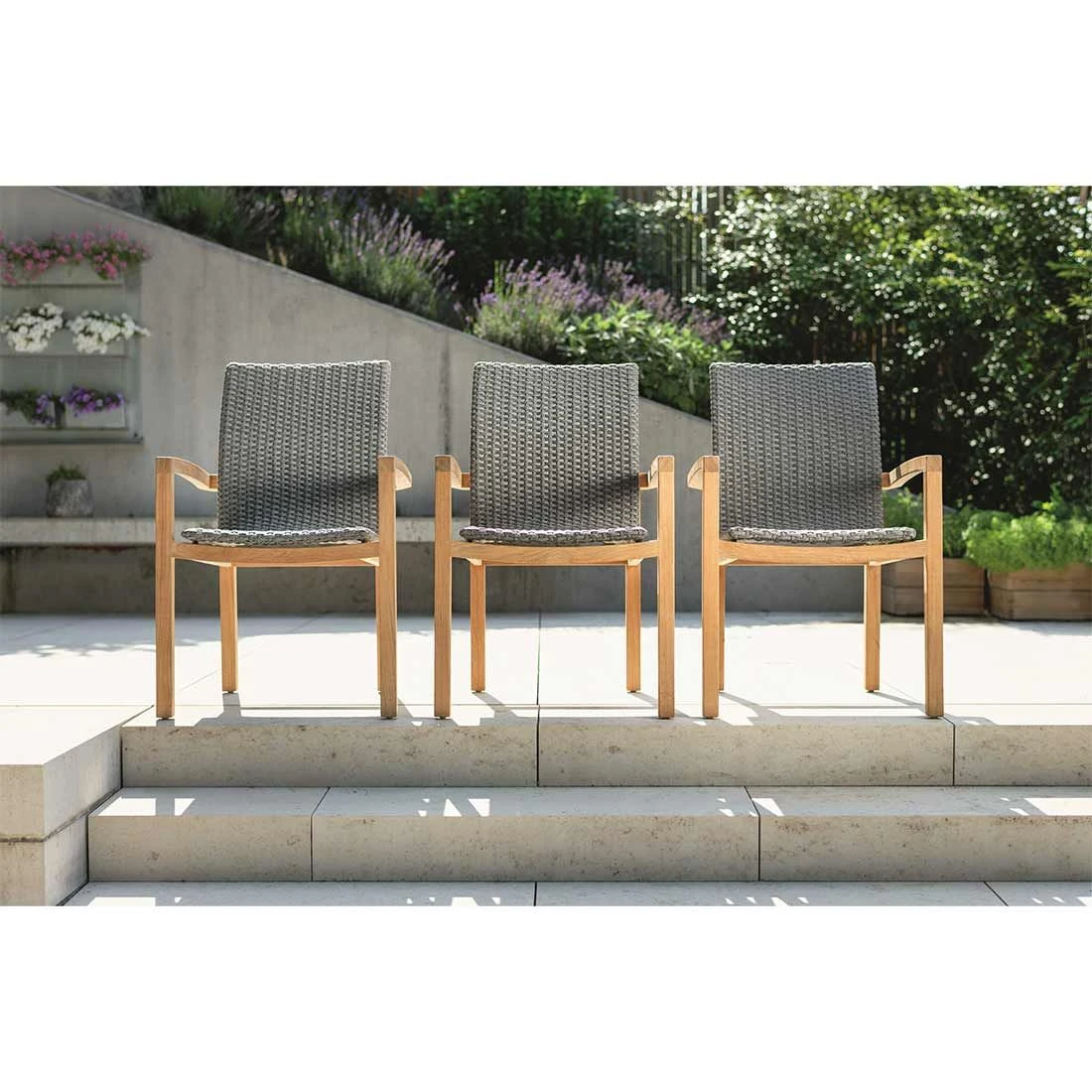 Stern Leah Gartensessel Teak/Polyester Natur/Steingrau 4 Stern Leah Gartensessel Teak/Polyester Natur/Steingrau – Bild 2