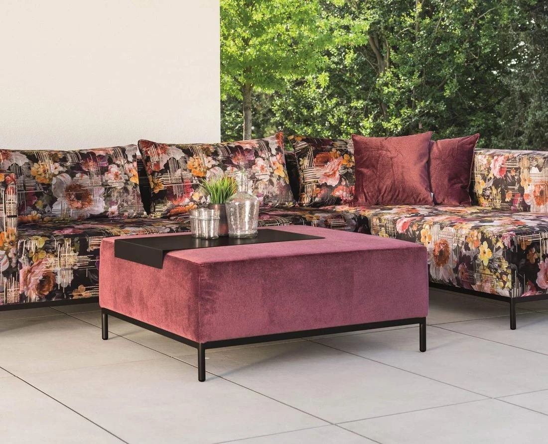 Stern Taavi Flower Hocker Aluminium/Polster Schwarz Matt/Weinrot 3 Stern Taavi Flower Hocker Aluminium/Polster Schwarz Matt/Weinrot