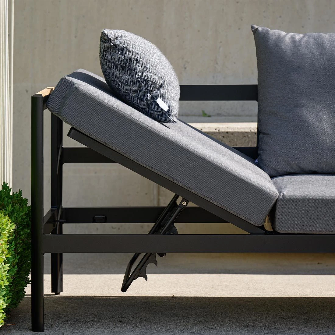 Stern Viggo Loungeset Aluminium/Polyacryl Schwarz Matt/Seidenschwarz 9 Stern Viggo Loungeset Aluminium/Polyacryl Schwarz Matt/Seidenschwarz – Bild 7