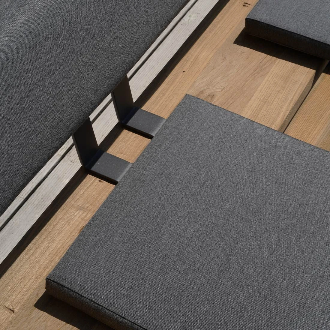 Zebra Phönix Alex Gartenmöbelset Aluminium Teak Recycelt Graphit 9 Zebra Phönix Alex Gartenmöbelset Aluminium Teak Recycelt Graphit – Bild 7